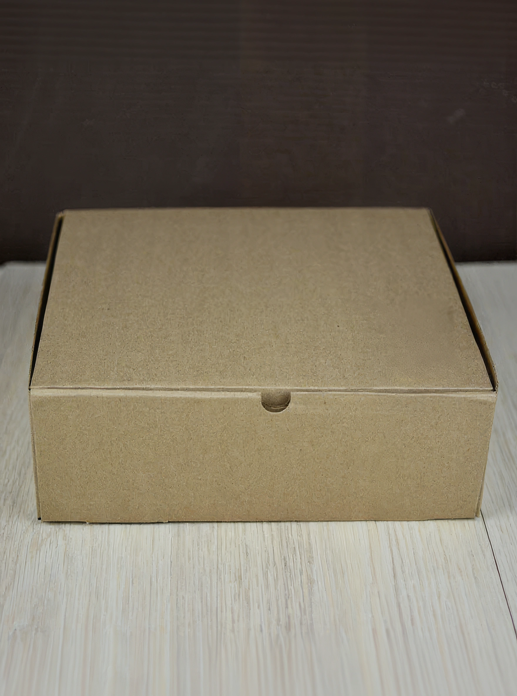 Discreet box